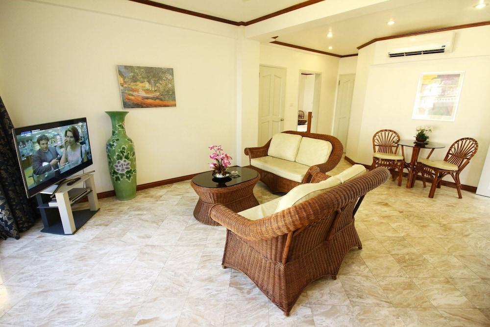 Mermaid Resort Puerto Galera Exterior photo